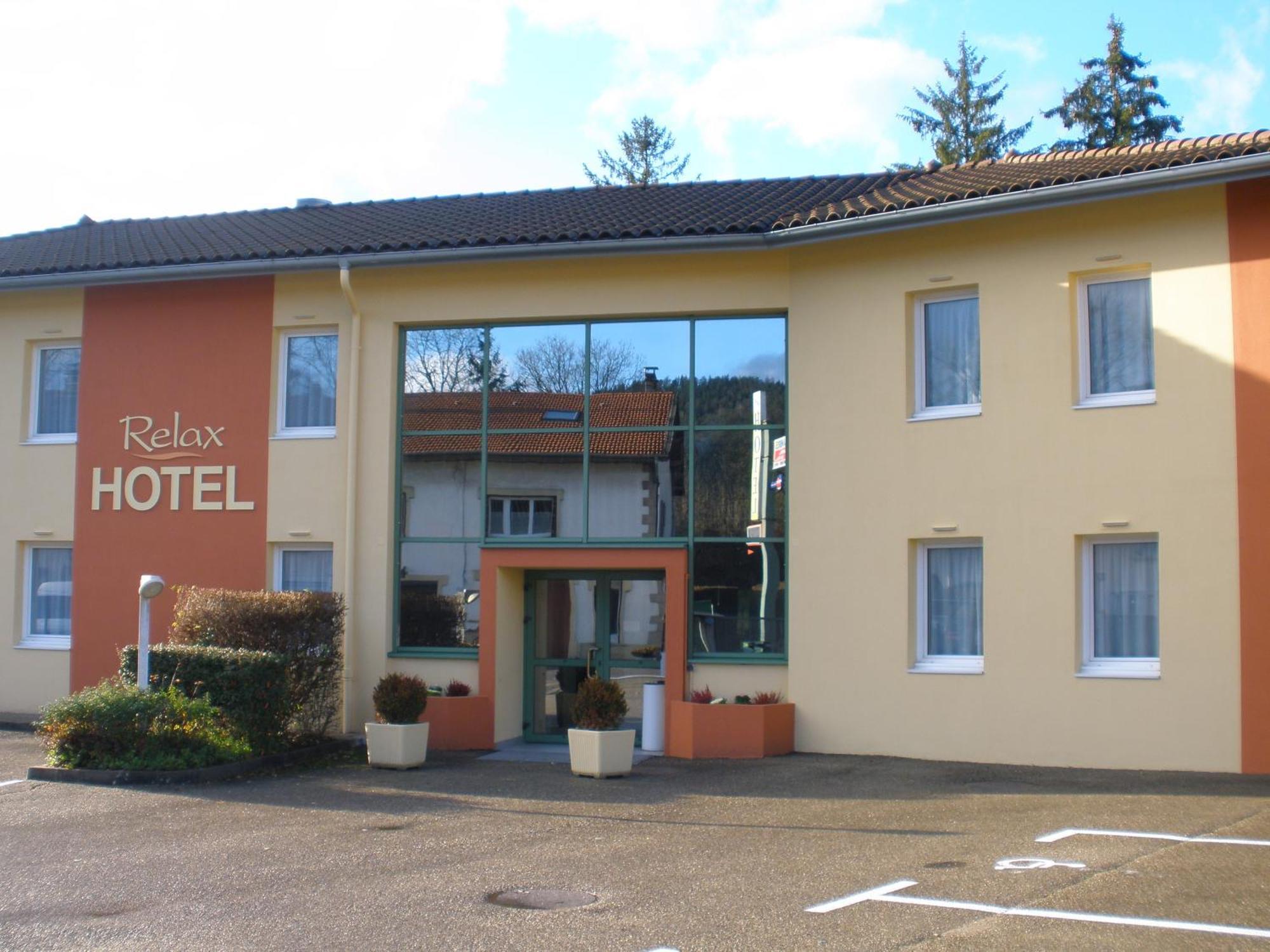 Relax Hotel Maillat Exterior photo