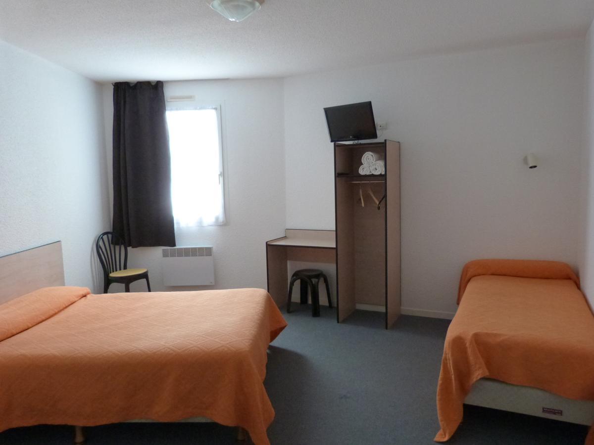 Relax Hotel Maillat Exterior photo